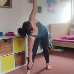 Zamilovaný pár na tarotové kartě Rafaelova dvojka.